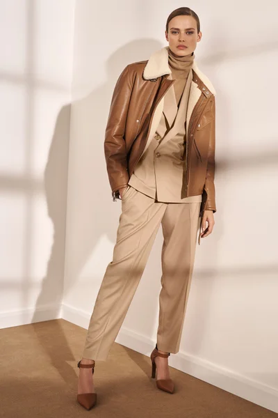 Look 11